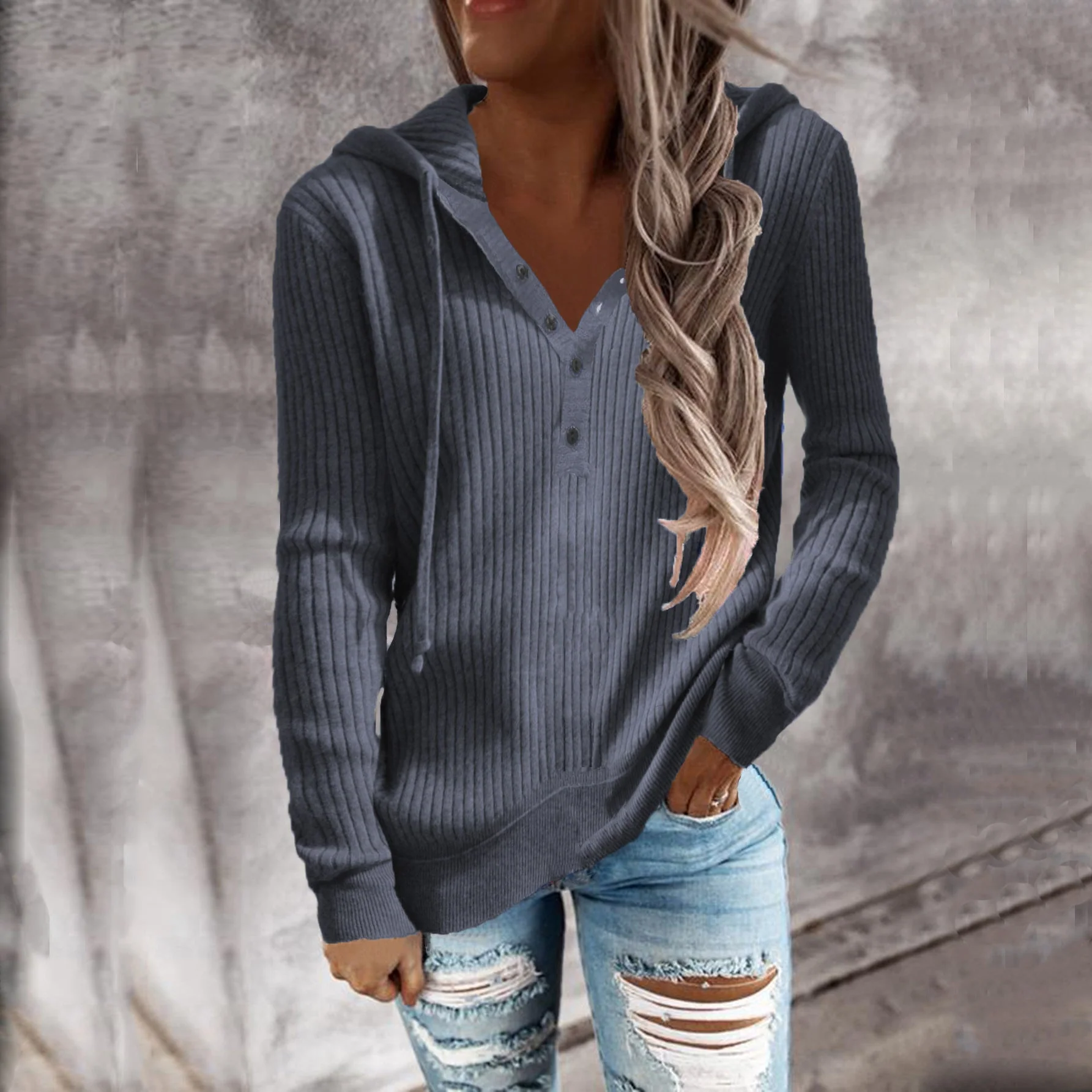 Damen Kapuzenpullover mit Strukturiertem Rippdesign und Praktischen Knopfdetails Heidi-Mode - Image 10