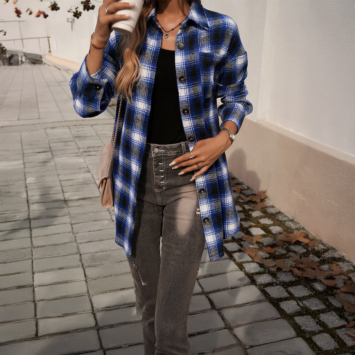 Damen Karierte Overshirt mit Lässiger Passform und Modernen Details Heidi-Mode - Image 2