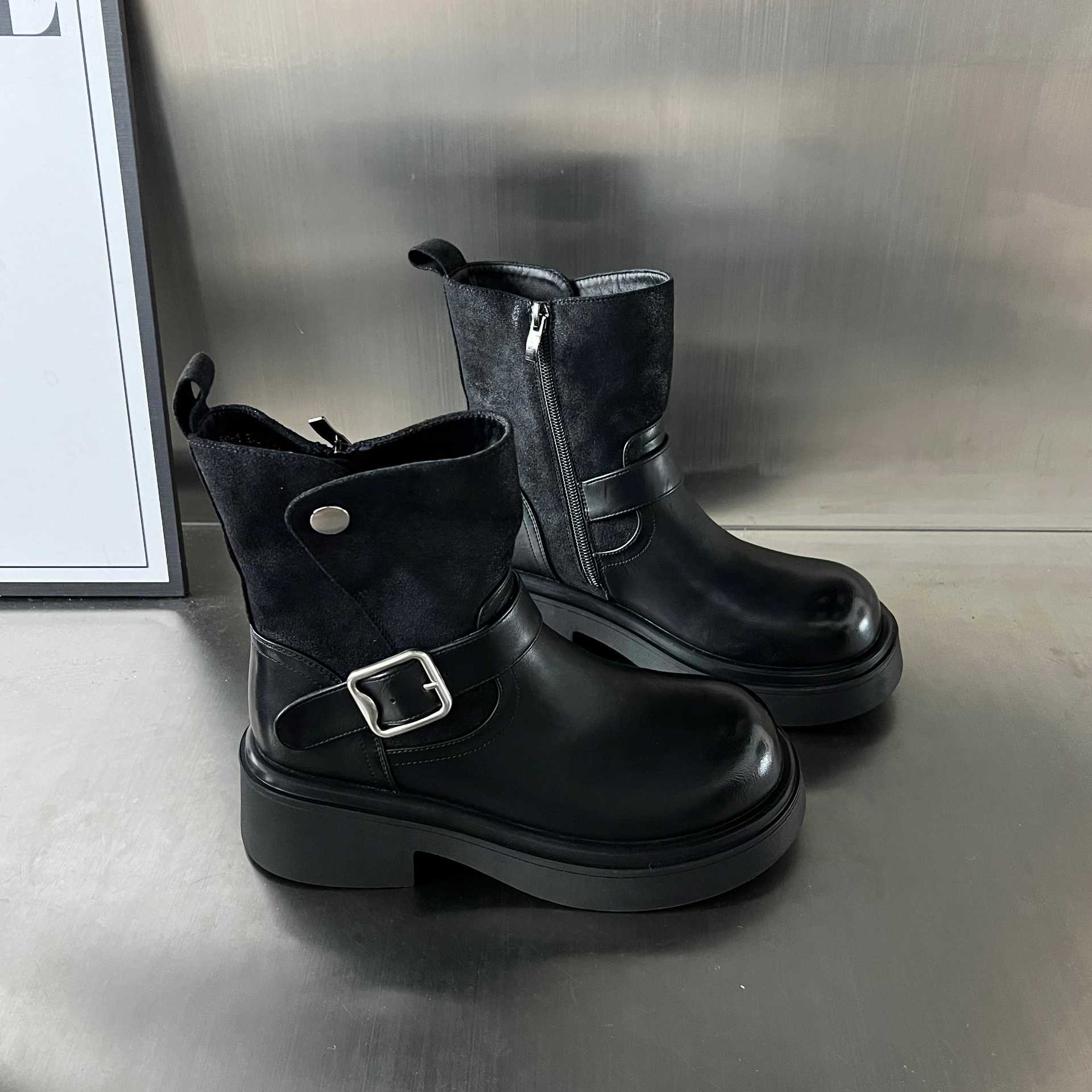 Damen Kick-Boots mit modischem Riemen und stabiler Gummisohle Heidi Mode - Image 4