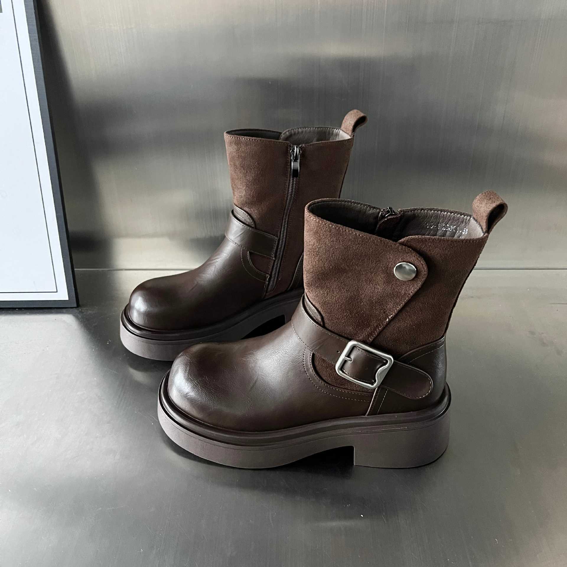 Damen Kick-Boots mit modischem Riemen und stabiler Gummisohle Heidi Mode - Image 6