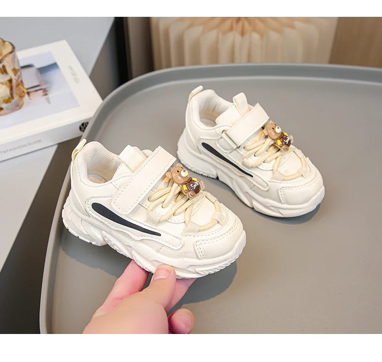 Damen Kindersneaker mit praktischem Klettverschluss und farbenfrohem Design Heidi Mode - Image 8