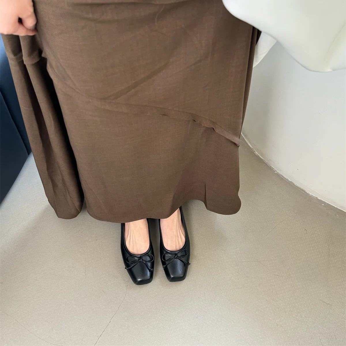 Damen klassisch geschnittene Ballerinas mit zierlichem Schleifenakzent und komfortabler Fußbettung Heidi Mode - Image 2
