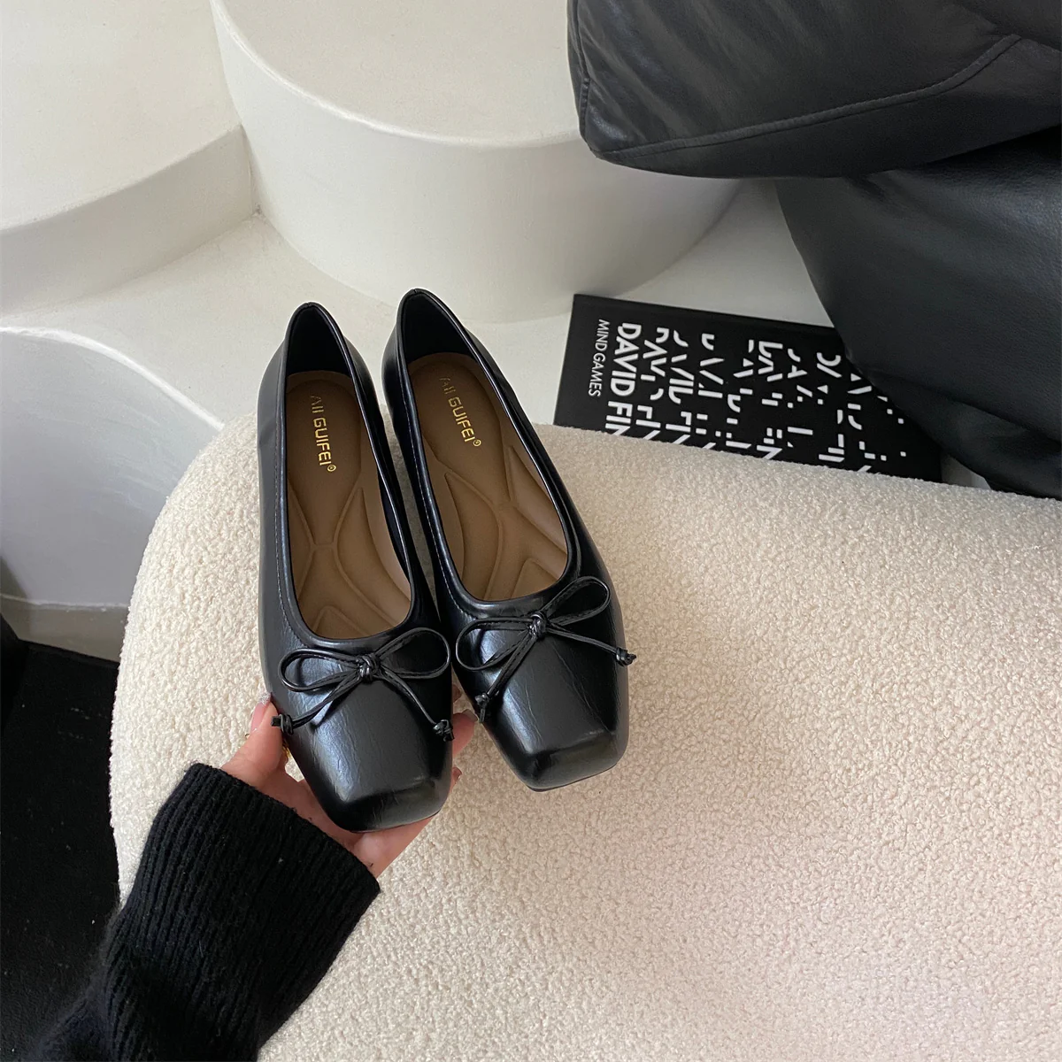 Damen klassisch geschnittene Ballerinas mit zierlichem Schleifenakzent und komfortabler Fußbettung Heidi Mode - Image 8