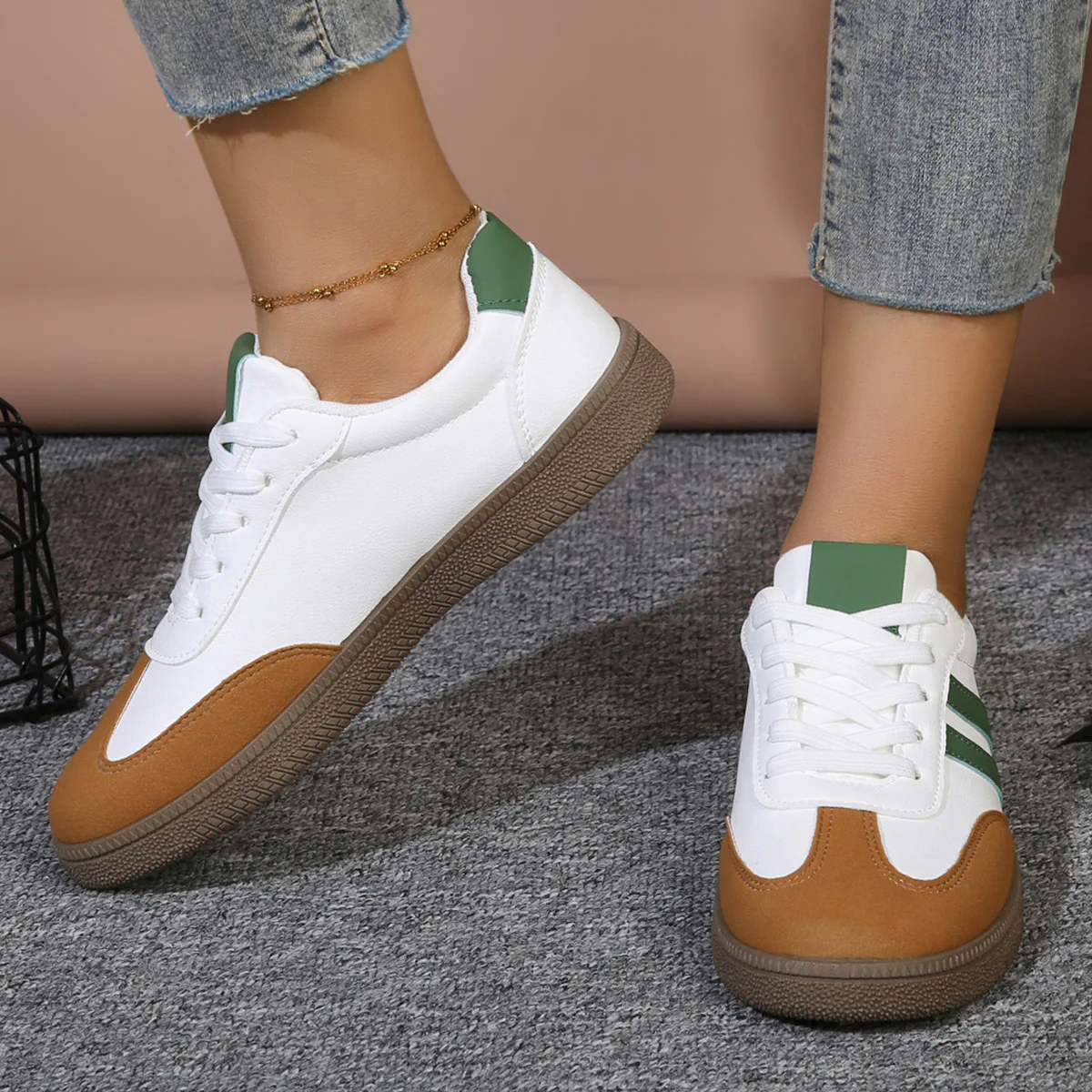 Damen klassische Freizeitsneakers mit griffiger Gummisohle und atmungsaktivem Obermaterial Heidi Mode - Image 4