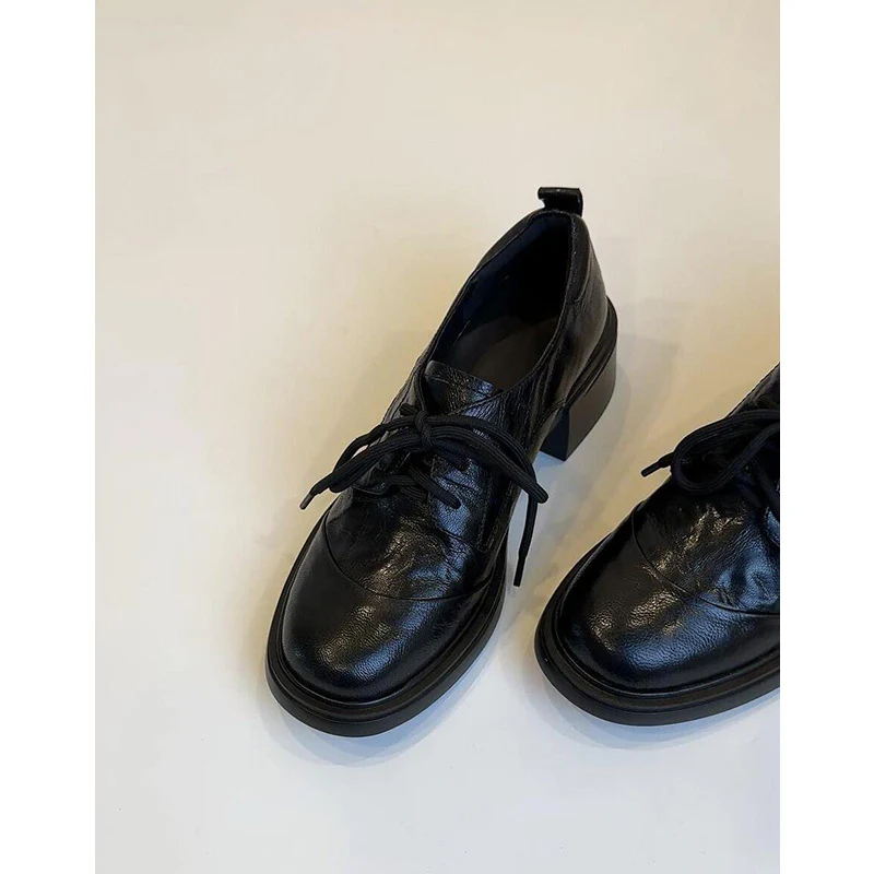Damen Klassische Schnürschuhe mit komfortablem Blockabsatz Heidi Mode - Image 6