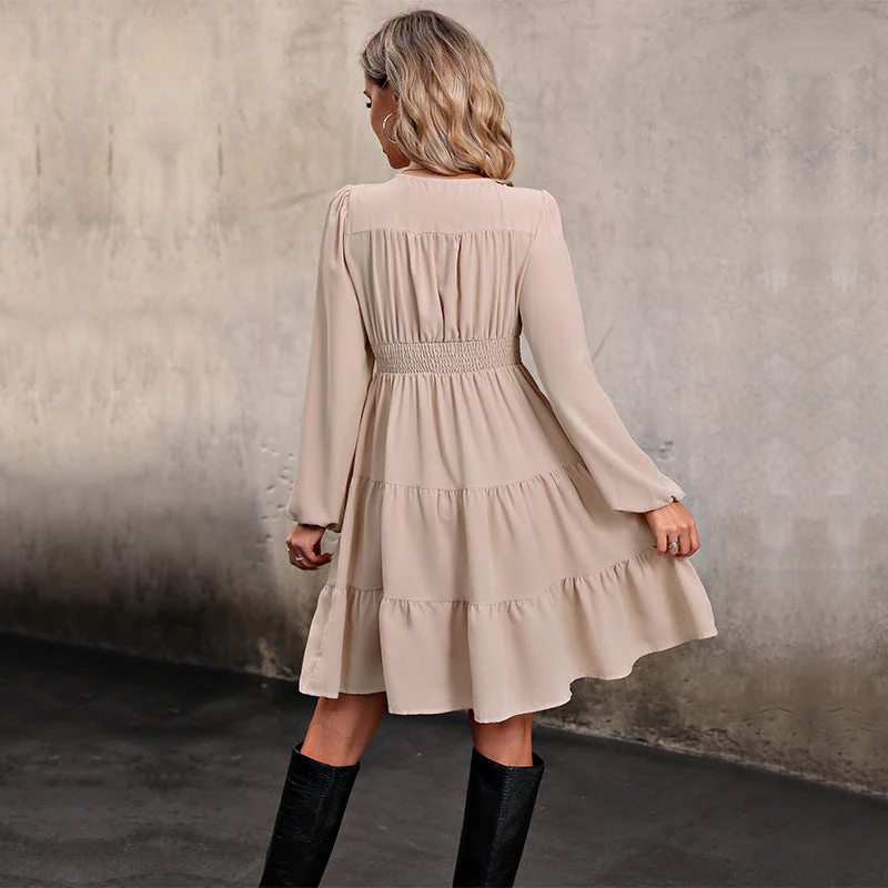 Damen Knielanges Hemdkleid mit Elegantem V-Ausschnitt und Rüschensaum Heidi-Mode - Image 3