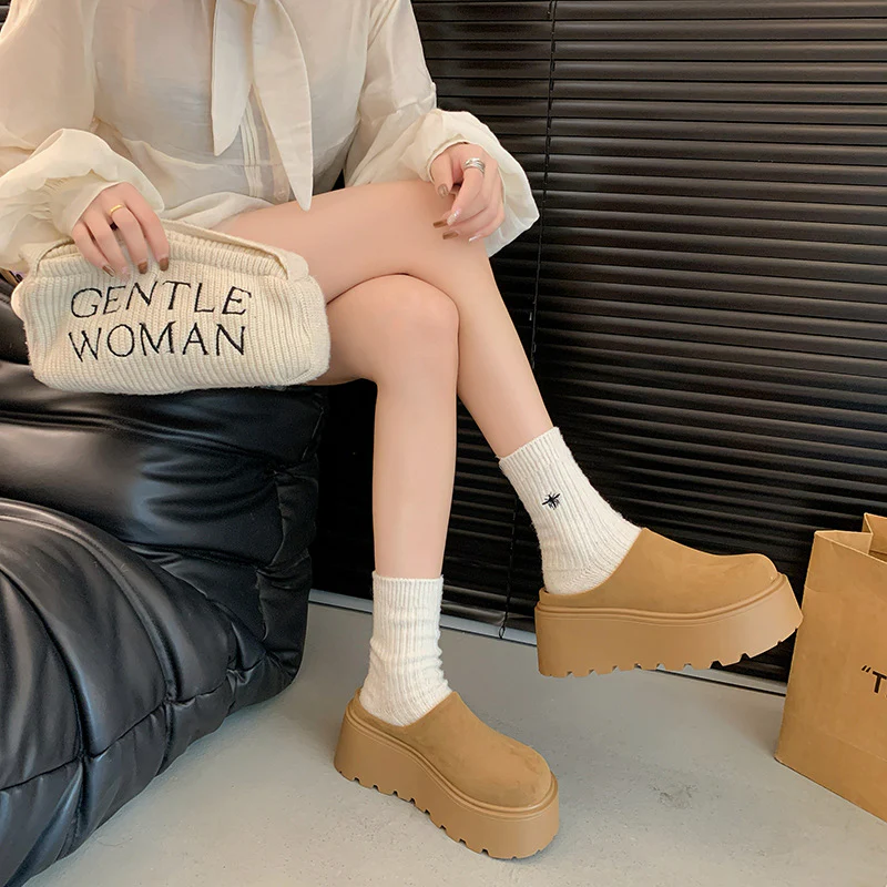 Damen Komfort Clogs mit dickem Plateau und weichem Obermaterial Heidi Mode - Image 7