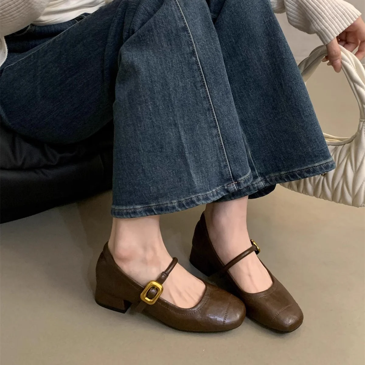 Damen Komfortable Ballerinas mit modischem Riemen und dekorativem Schnallenverschluss Heidi Mode - Image 4