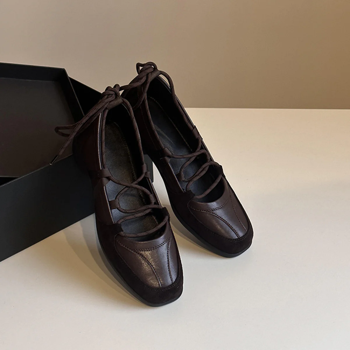 Damen Komfortable Ballerinas mit spielerischem Riemchen-Design und bequemer Sohle Heidi Mode - Image 4