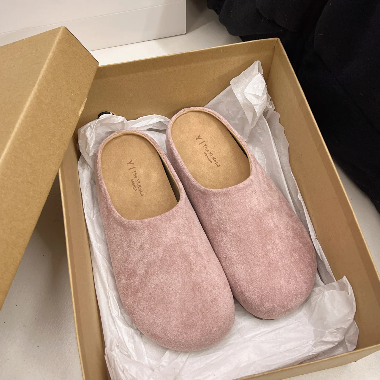 Damen Komfortable Clogs aus hochwertigem Wildleder Heidi Mode