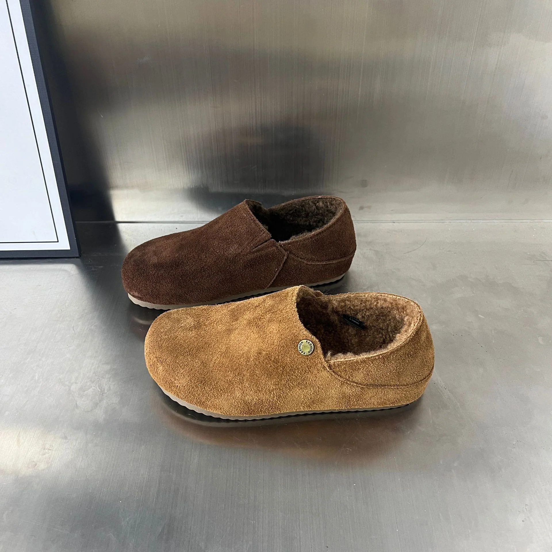Damen Komfortable Clogs aus hochwertigem Wildleder mit kuscheligem Innenfutter Heidi Mode - Image 3