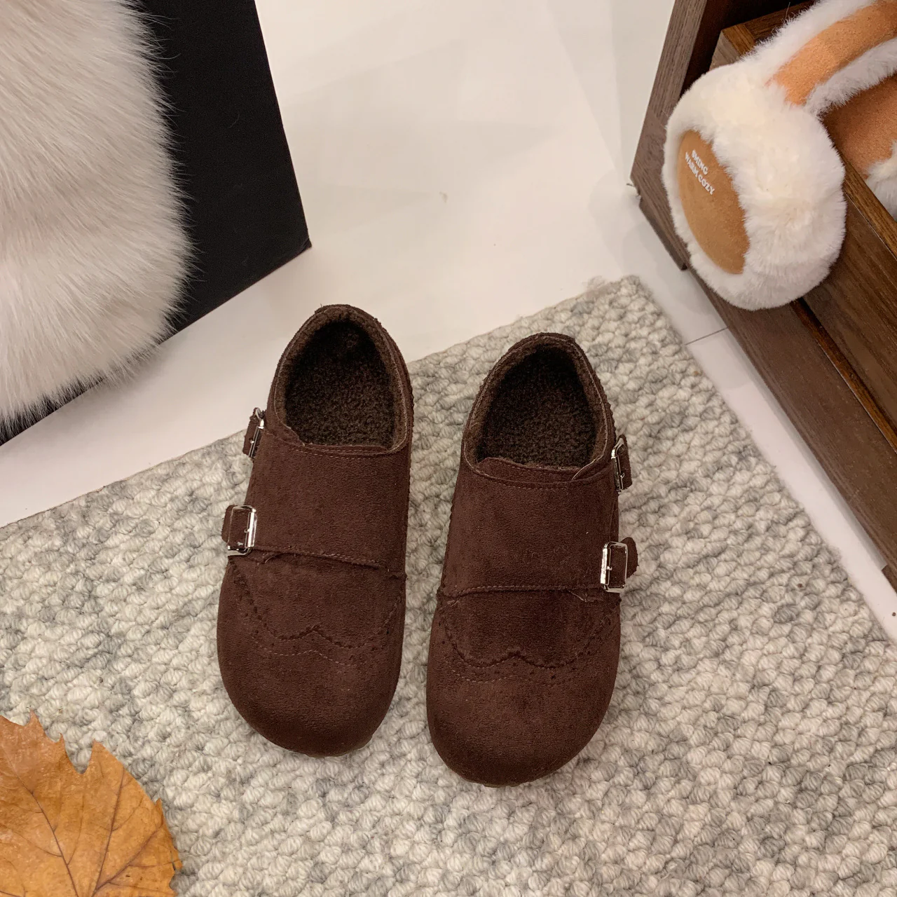 Damen komfortable Clogs aus weichem Wildleder mit modischem Schnallenverschluss Heidi Mode