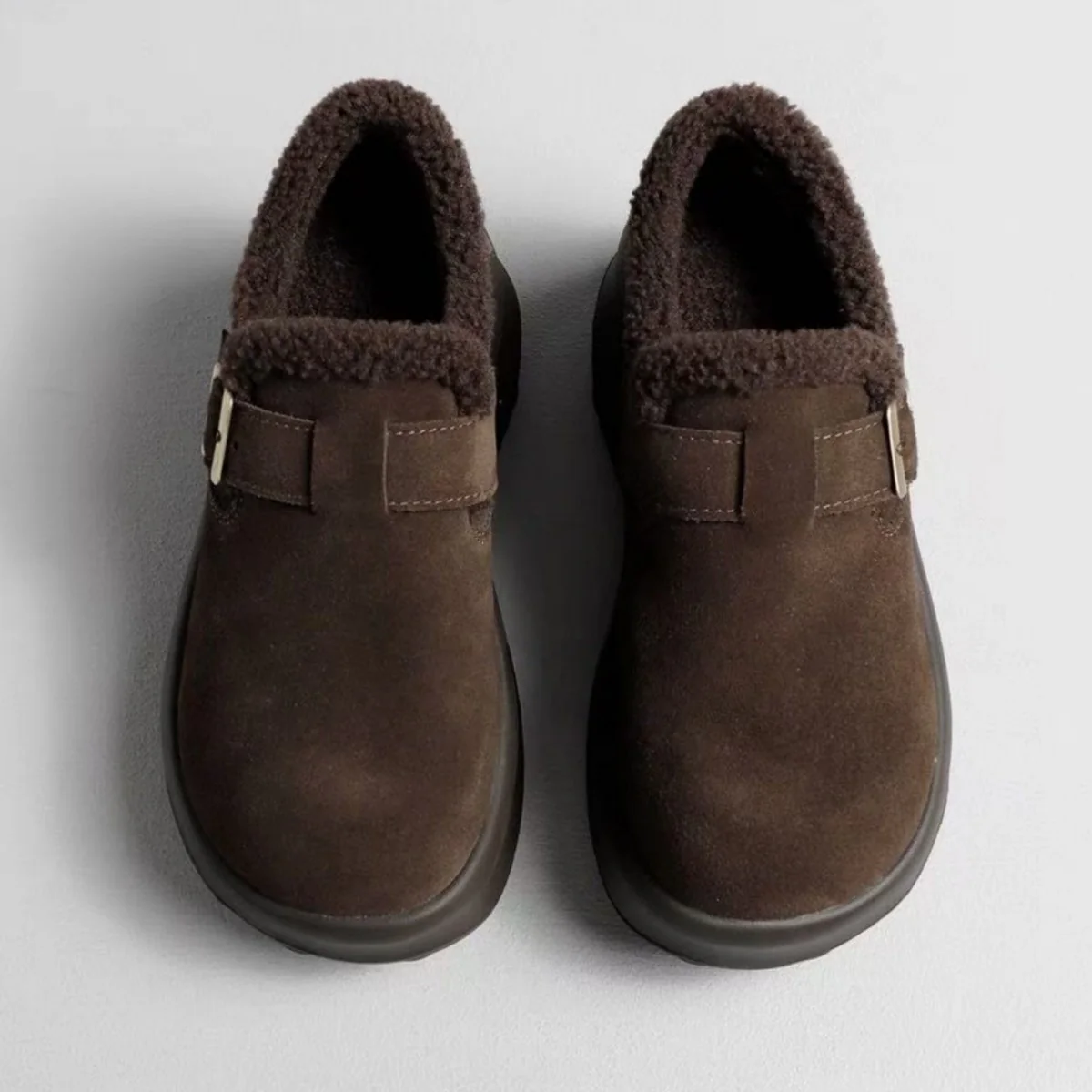 Damen Komfortable Clogs mit elegantem Kunstfellfutter Heidi Mode - Image 4