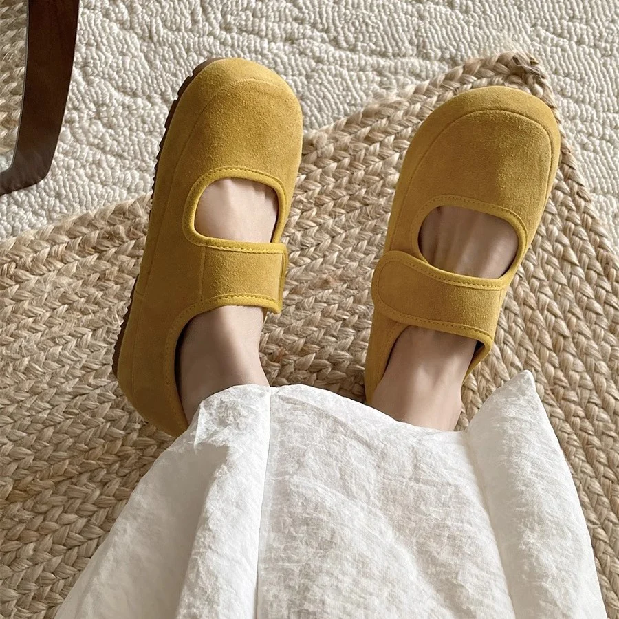 Damen Komfortable Clogs mit verstellbaren Riemen und weich gepolstertem Fußbett Heidi Mode