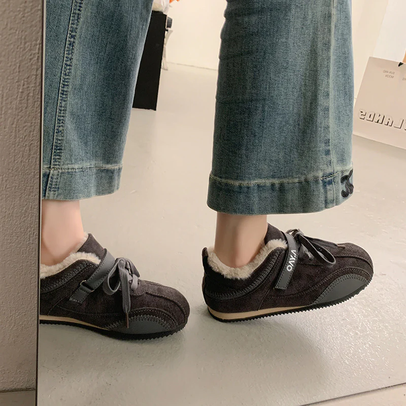 Damen Komfortable Fleece-Sneaker mit verstellbarem Riemen und kuscheligem Innenfutter Heidi Mode - Image 2