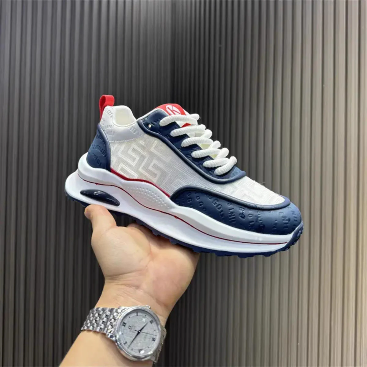 Damen Komfortable Freizeitschuhe mit atmungsaktiver Oberfläche und dämpfender Sohle Heidi Mode