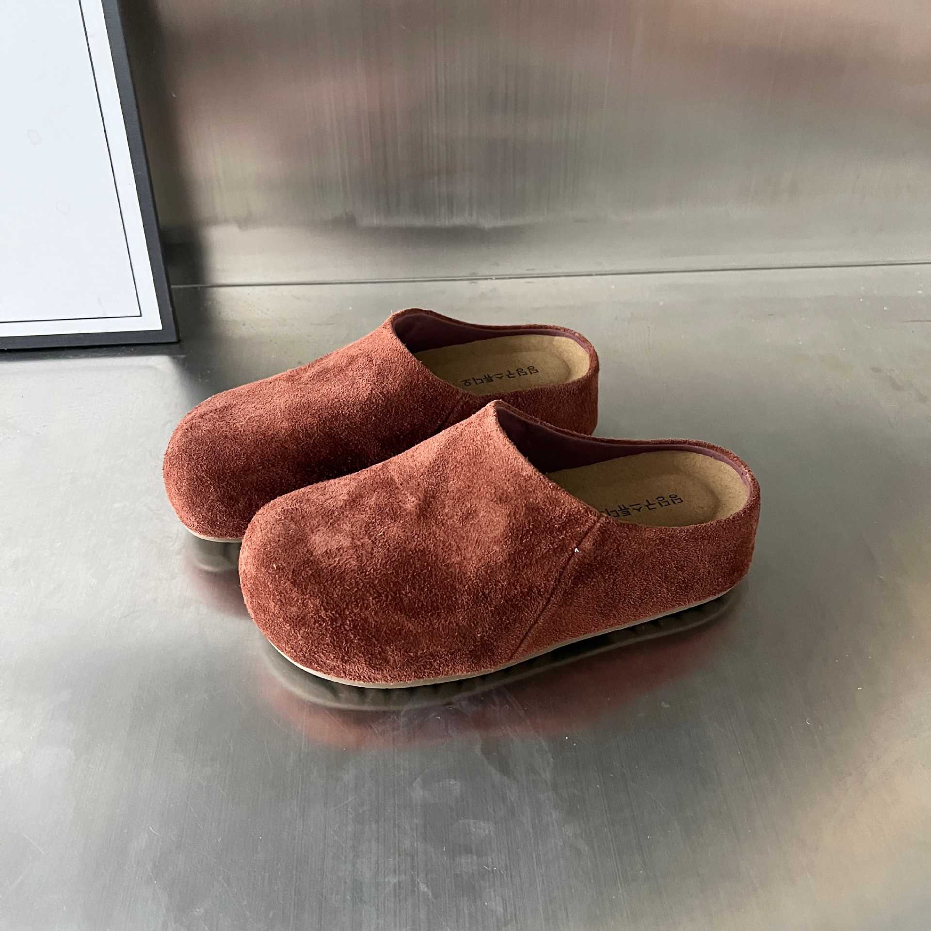 Damen Komfortable Hausschuhe aus weichem Wildleder mit gepolstertem Fußbett Heidi Mode - Image 2
