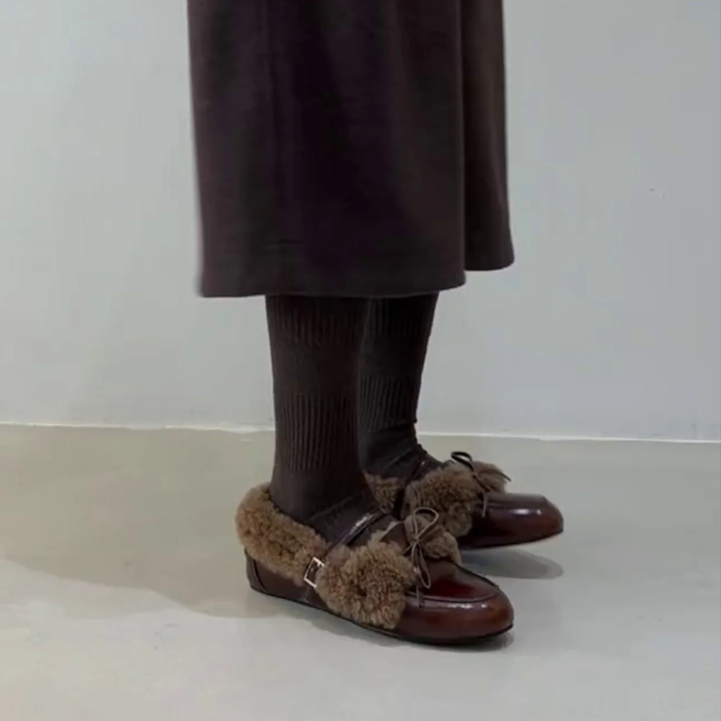 Damen Komfortable Hausschuhe mit weichem Fleece-Futter und modischem Doppelriemen Heidi Mode - Image 3