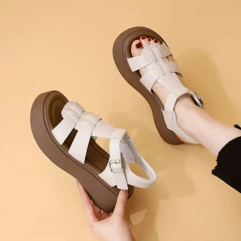 Damen Komfortable Plateau-Sandalen mit verstellbaren Riemen und modischem Design Heidi Mode - Image 3
