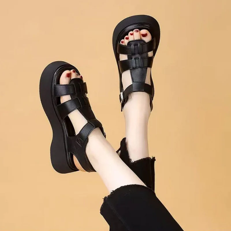 Damen Komfortable Plateau-Sandalen mit verstellbaren Riemen und modischem Design Heidi Mode - Image 7