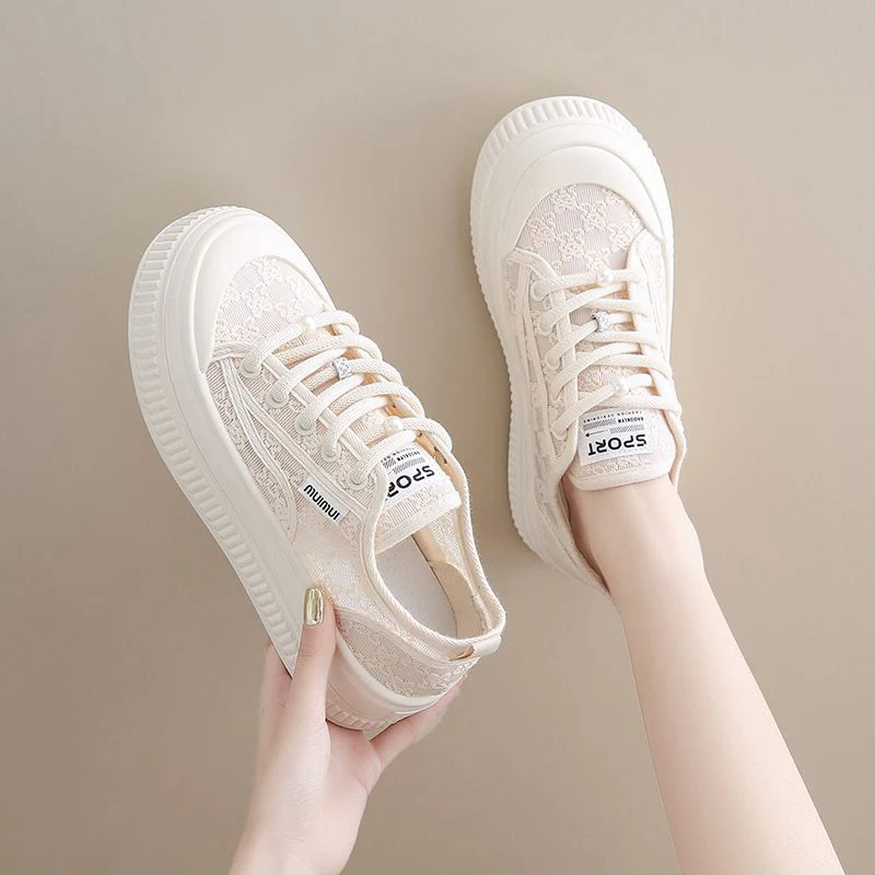 Damen komfortable Plateau-Sneaker mit filigraner Spitzenoberfläche Heidi Mode - Image 2