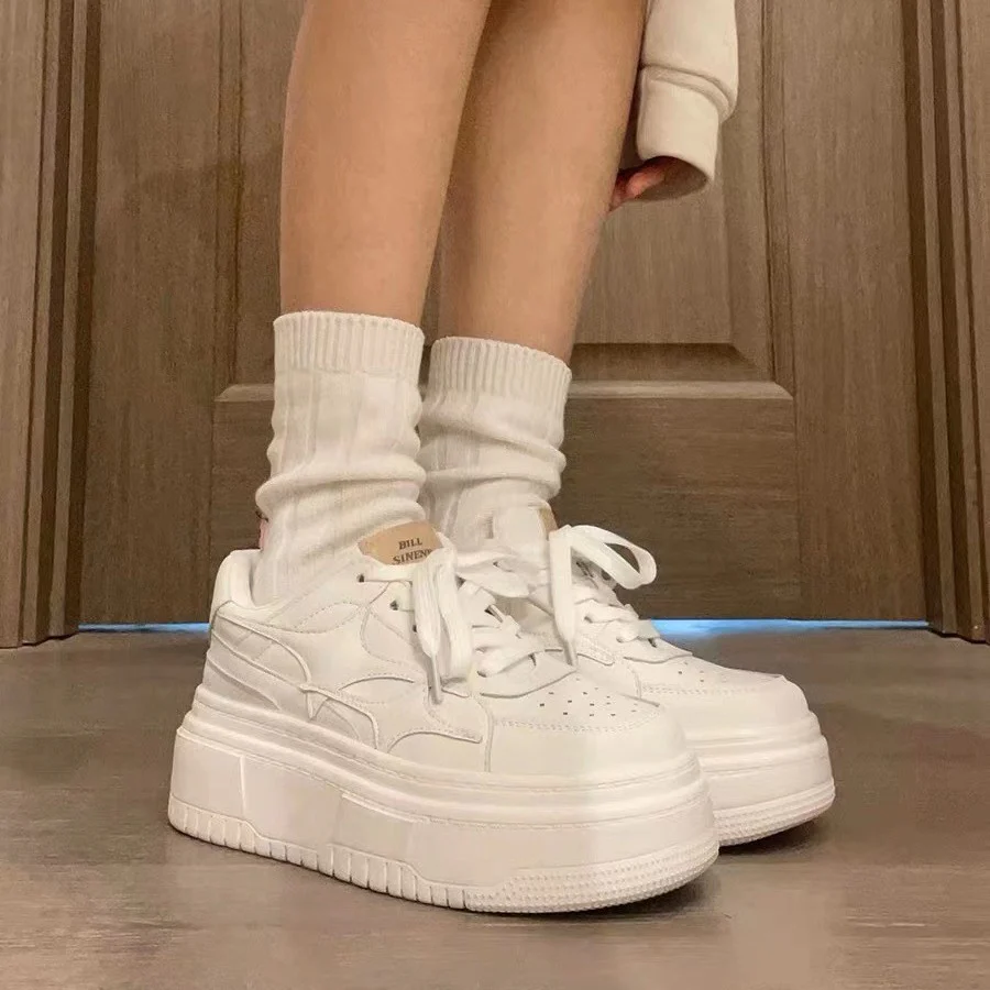 Damen Komfortable Plateausneaker mit atmungsaktiver Obermaterialstruktur und maximaler Dämpfung Heidi Mode