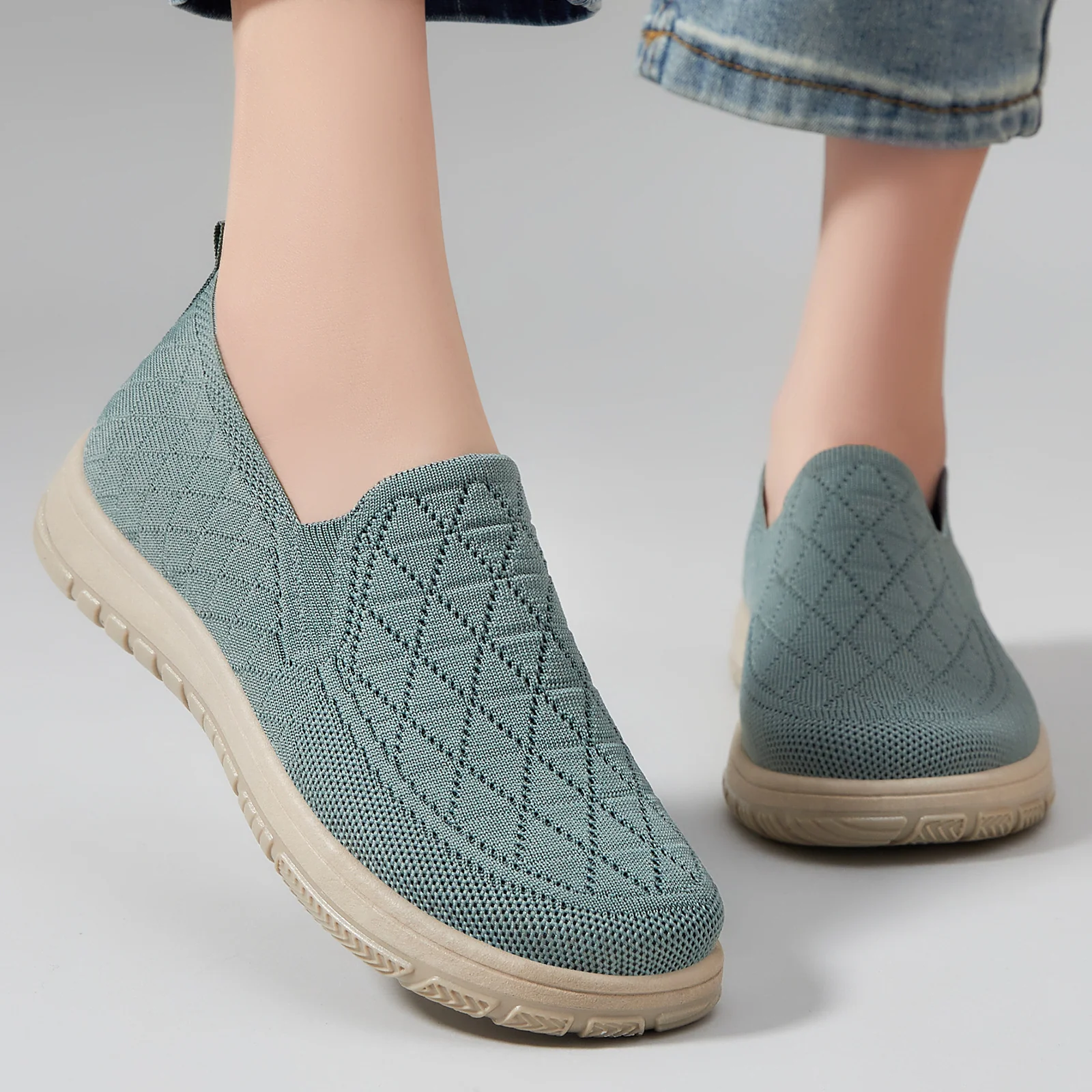 Damen Komfortable Slip-On Freizeitschuhe mit atmungsaktivem Strickdesign Heidi Mode - Image 3
