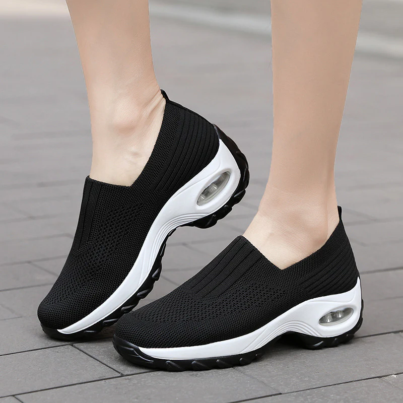 Damen Komfortable Slip-On Freizeitschuhe mit atmungsaktiver Strickoberfläche Heidi Mode - Image 3