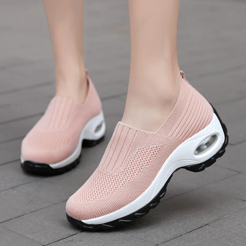 Damen Komfortable Slip-On Freizeitschuhe mit atmungsaktiver Strickoberfläche Heidi Mode - Image 4