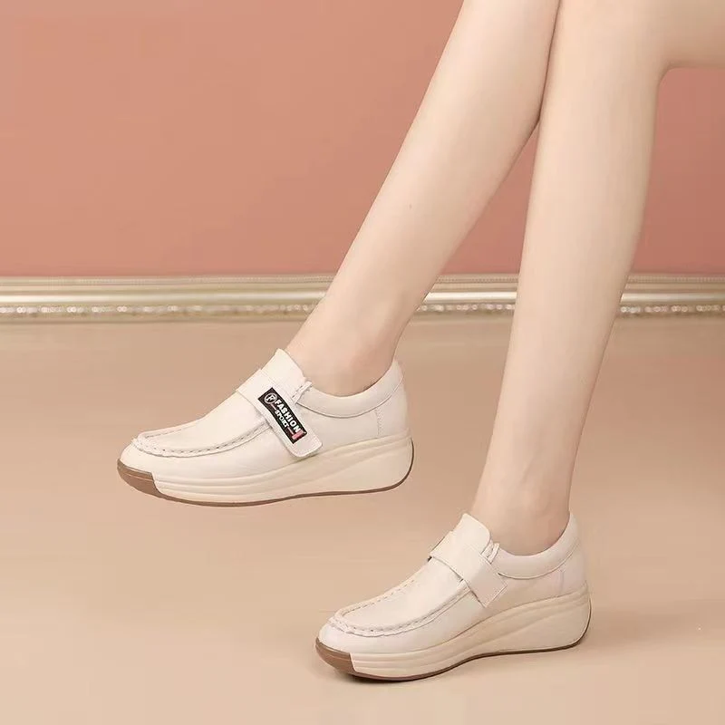Damen Komfortable Slip-On Schuhe mit gepolsterter Sohle und modischem Design Heidi Mode - Image 3