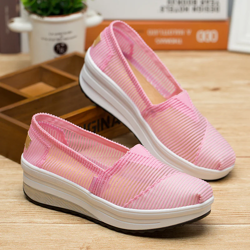 Damen Komfortable Slip-On Sneakers mit atmungsaktiver Oberflächenstruktur Heidi Mode - Image 3