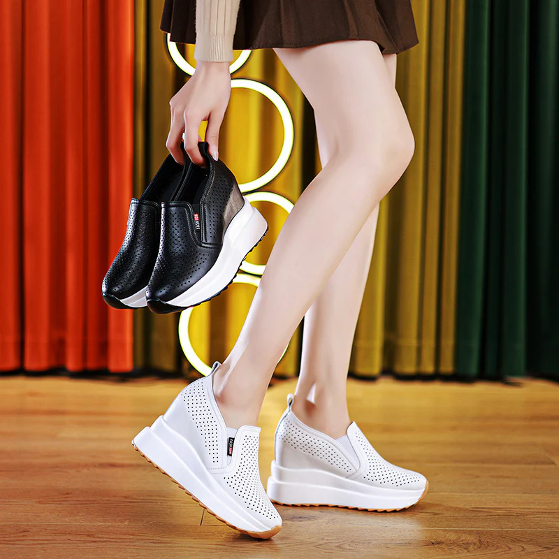Damen Komfortable Slip-On Sneakers mit luftiger Oberflächenstruktur und rutschfester Sohle Heidi Mode - Image 4