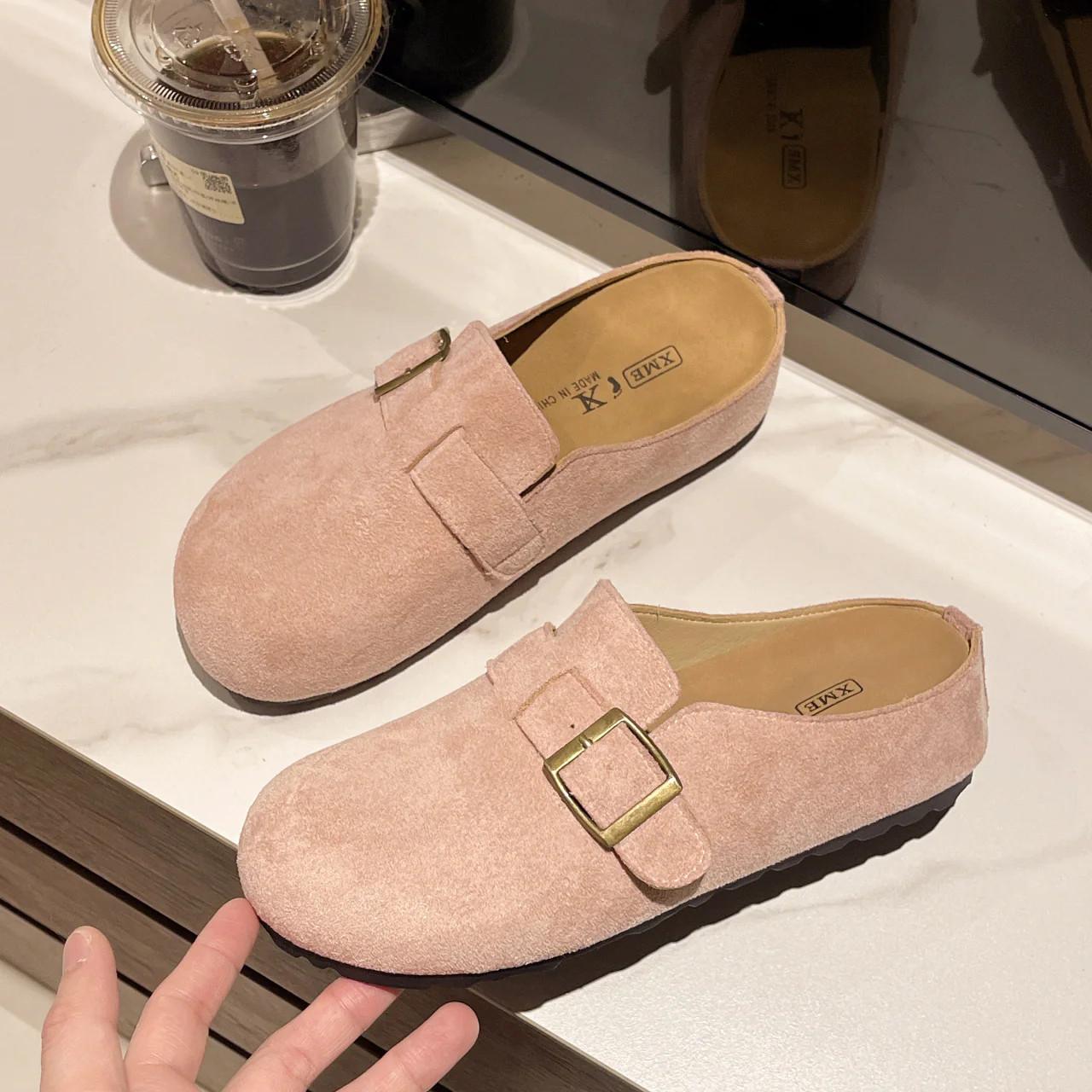Damen Komfortable Slipper mit elegantem Schnallenverschluss Heidi Mode - Image 2