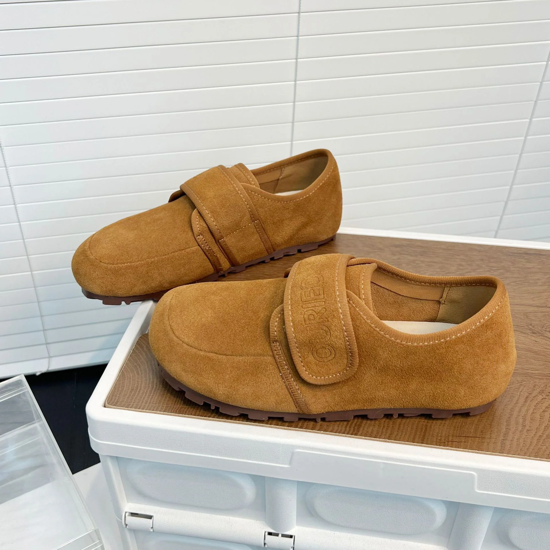 Damen Komfortable Slipper mit praktischem Klettverschluss Heidi Mode - Image 6