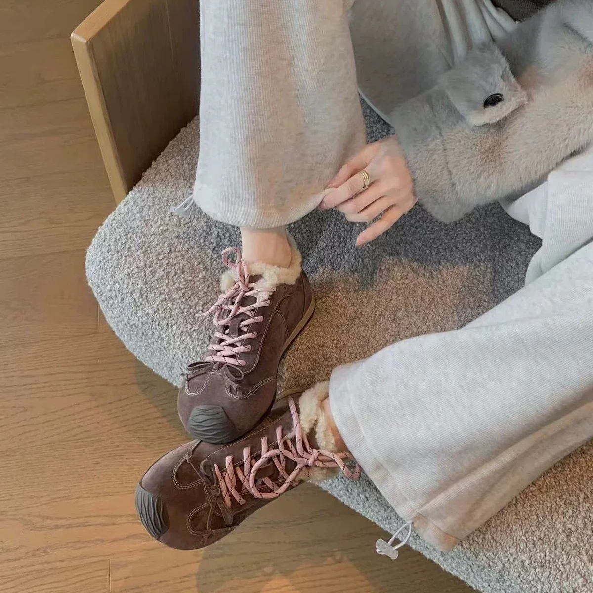 Damen Komfortable Sneaker mit flauschigem Innenfutter und modischem Design Heidi Mode - Image 3