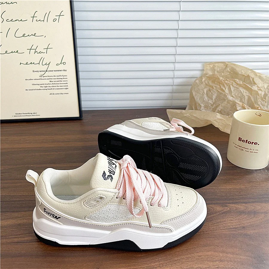 Damen Komfortable Sneakers mit atmungsaktiver Laufsohle und modischem Design Heidi Mode - Image 4