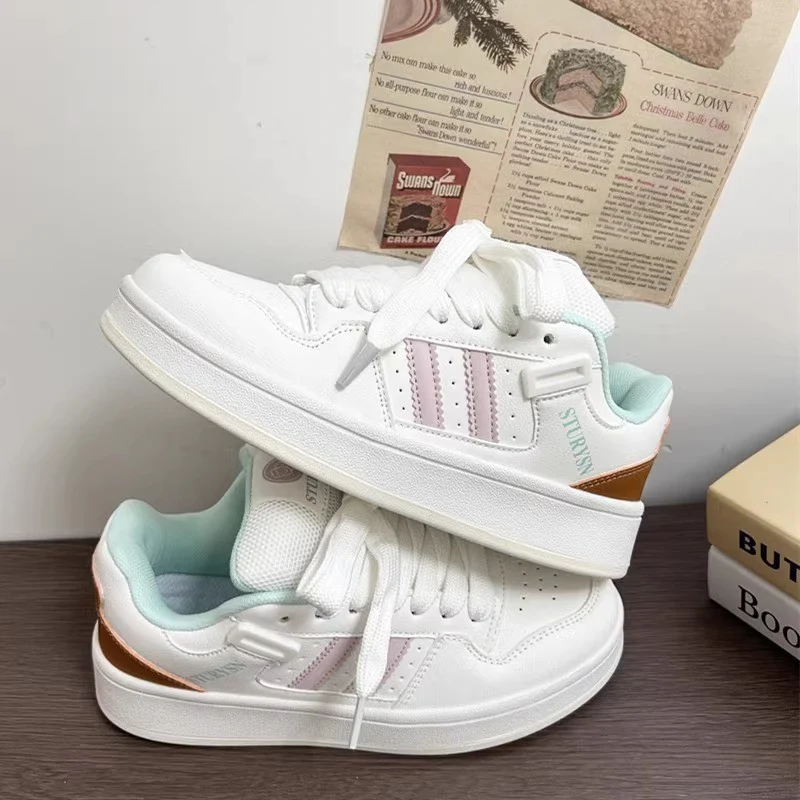 Damen Komfortable Sneakers mit atmungsaktiver Mesh-Oberfläche und dämpfender Sohle Heidi Mode - Image 3
