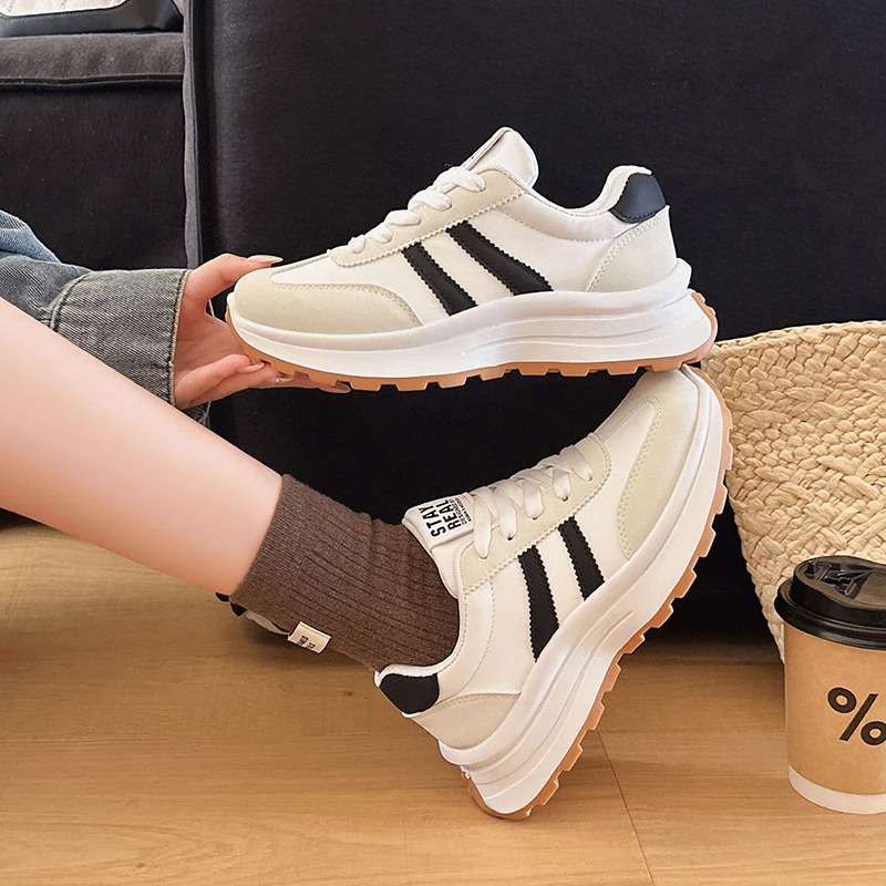 Damen Komfortable Sneakers mit modischer Plateau-Sohle Heidi Mode - Image 6