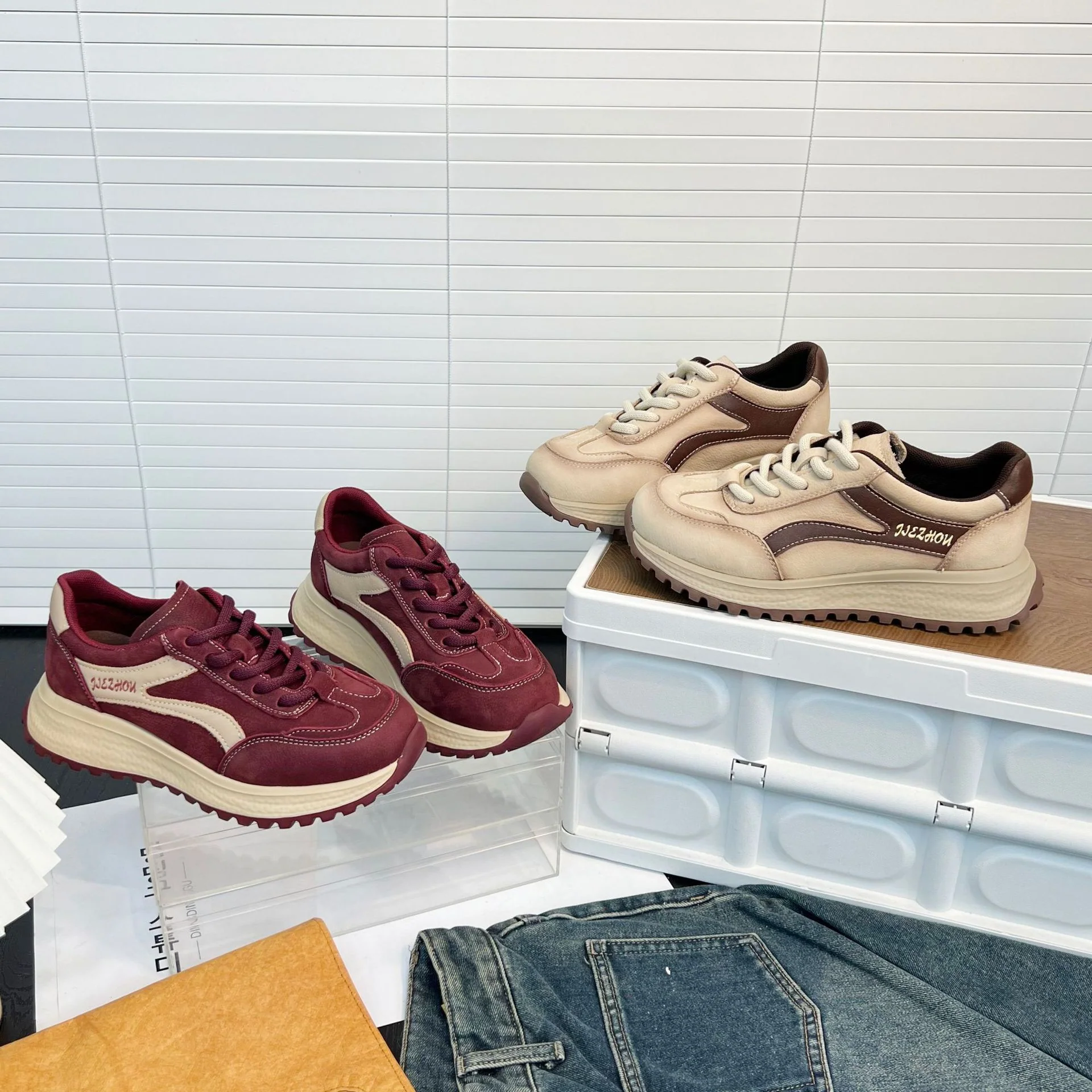 Damen Komfortable Sneakers mit robustem Sohlenprofil und atmungsaktiver Obermaterialstruktur Heidi Mode - Image 3