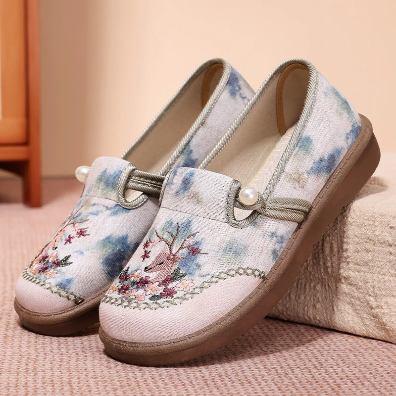 Damen Komfortable Stoff-Pantoletten mit floraler Stickerei und elastischem Riemen Heidi Mode - Image 5
