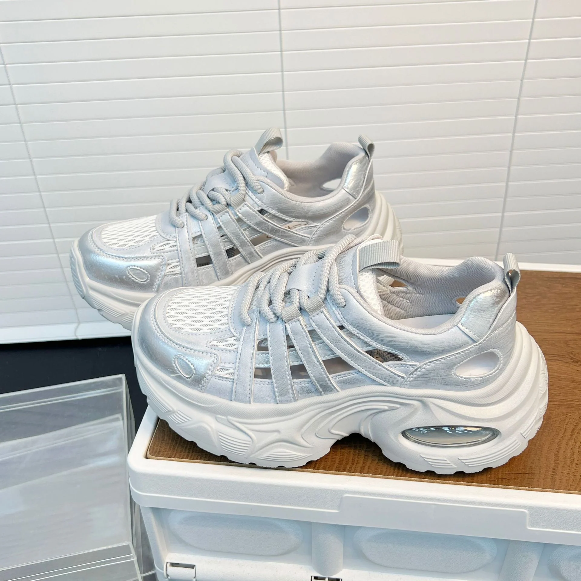 Damen Komfortable und stylische Sneakers mit innovativem Luftpolstersystem Heidi Mode - Image 8