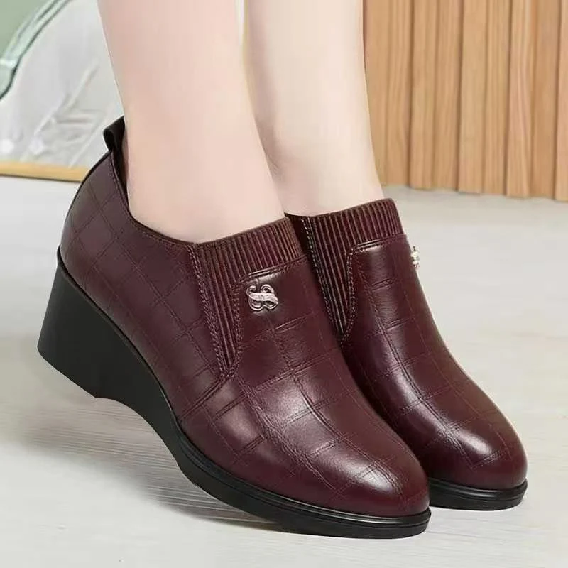Damen Komfortable Wedge-Stiefeletten mit elegantem Design und elastischen Einsätzen Heidi Mode - Image 2