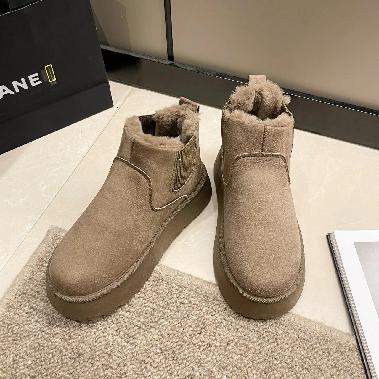 Damen Komfortable Winterboots mit Fleecefutter und elastischem Einsatz Heidi Mode - Image 2