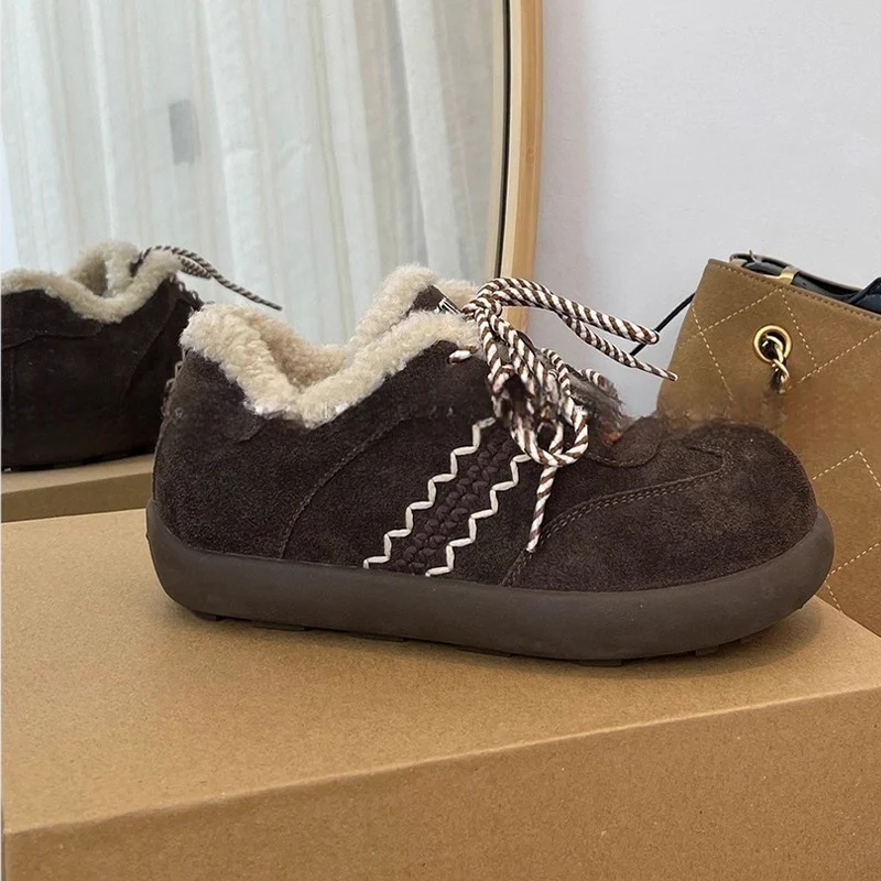 Damen Kuschelige Hausschuhe aus hochwertigem Wildleder mit flauschigem Innenfutter Heidi Mode - Image 3