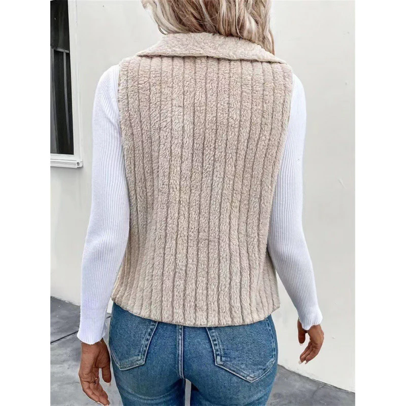 Damen Kuschelige Weste mit asymmetrischem Schnitt und hohem Kragen Heidi-Mode - Image 4
