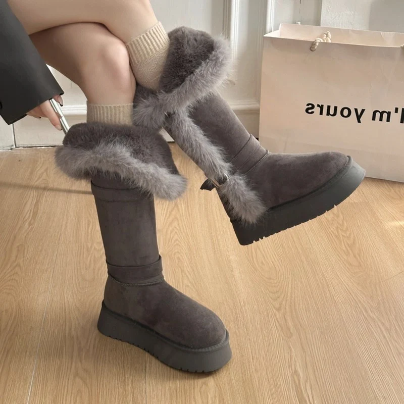 Damen kuschelige Winterstiefel mit weichem Kunstfellrand und modischen Schnallen Heidi Mode - Image 3