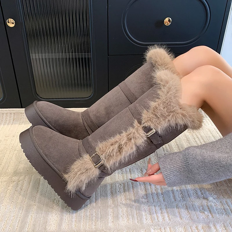 Damen kuschelige Winterstiefel mit weichem Kunstfellrand und modischen Schnallen Heidi Mode - Image 8