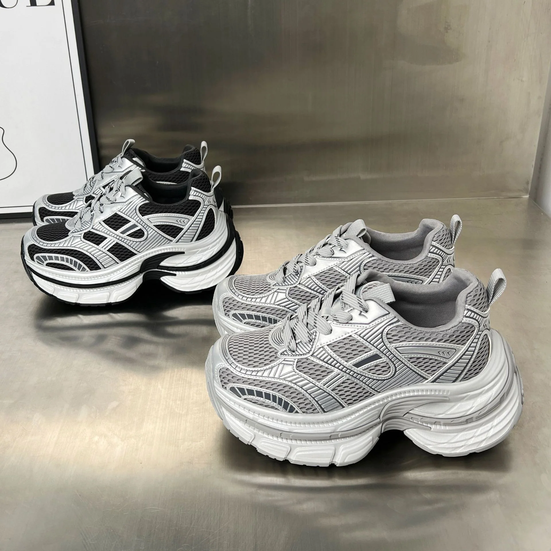 Damen Lauf-Sneaker mit atmungsaktiver Mesh-Oberfläche und stoßdämpfender Sohle Heidi Mode - Image 3