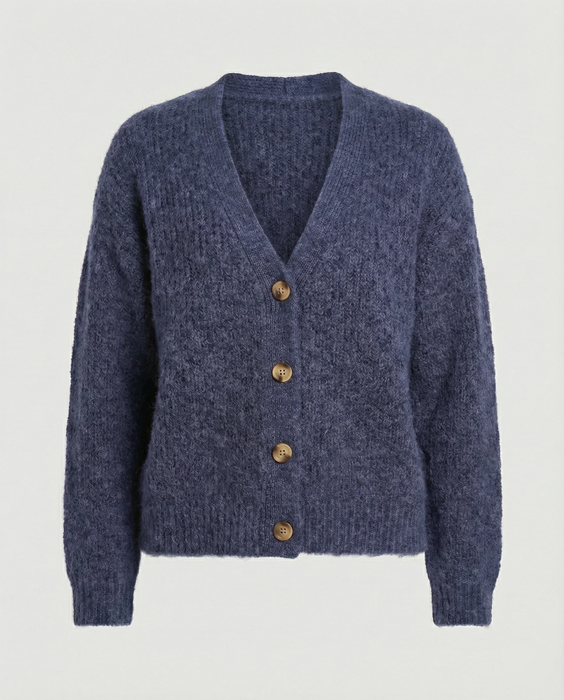 Damen legerer Kurzcardigan mit V-Ausschnitt gebürsteter Strickstruktur und dekorativer Holzknopfleiste Heidi-Mode - Image 7