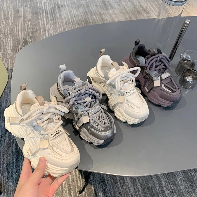 Damen leichte Lace-Up Sneakers mit robustem Obermaterial und flexibler Sohle Heidi Mode - Image 3